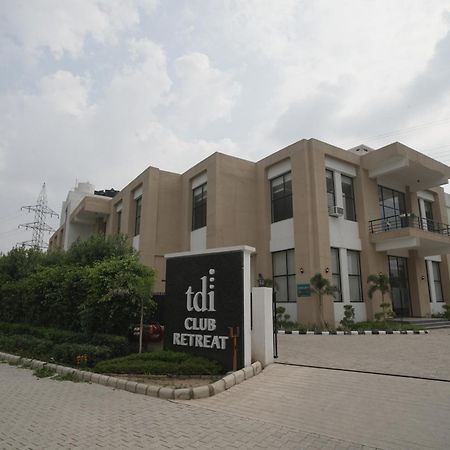 Tdi Club Retreat Sector-110 Hotel Mohali Luaran gambar
